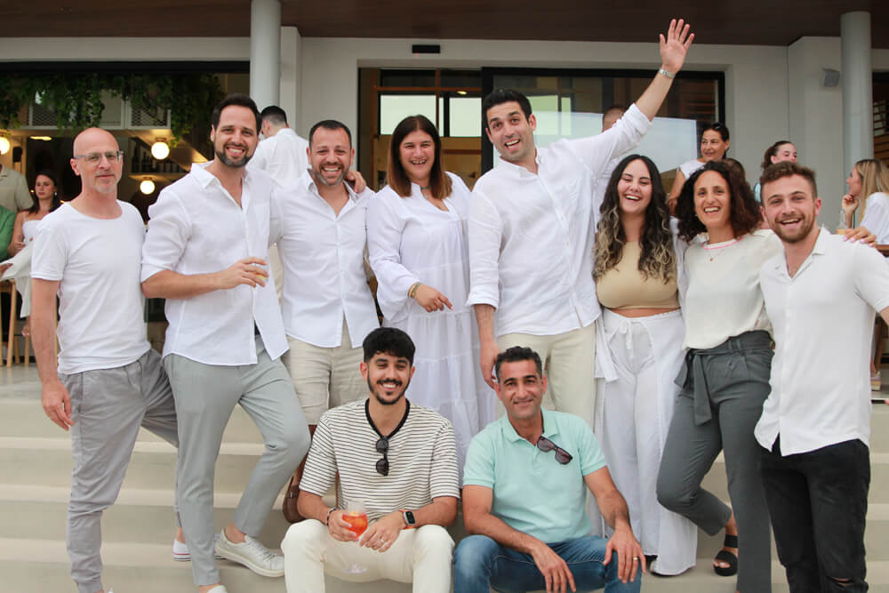 Our-story-carousel (6)